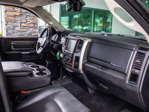 Used 2015 RAM 1500 Laramie AWD/4WD image 17