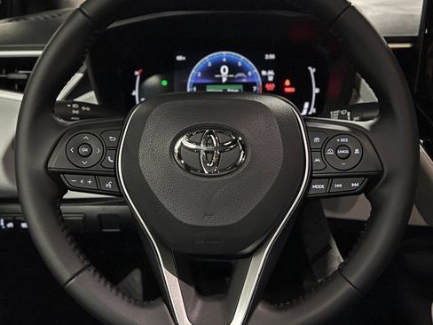 New 2026 Toyota Corolla SE FWD image 32