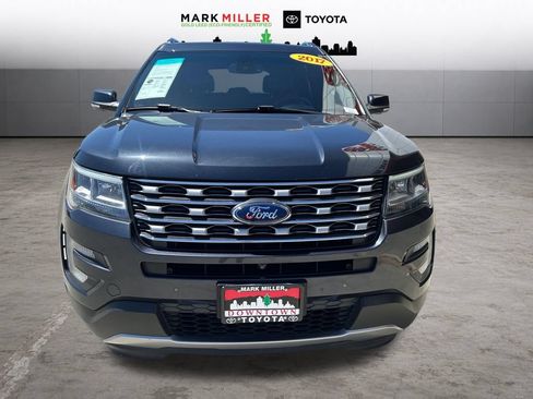 Used 2017 Ford Explorer Limited w/ Equipment Group 301A AWD/4WD image 9
