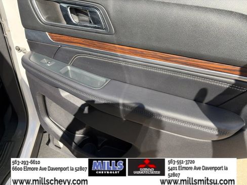 Used 2018 Ford Explorer Limited AWD/4WD image 27