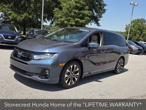 Certified 2026 Honda Odyssey Elite image 3