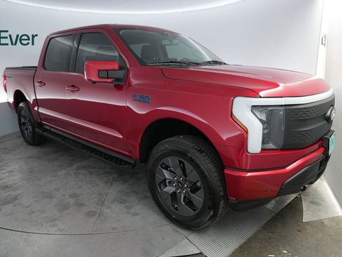Used 2024 Ford F150 Lightning Flash w/ Max Trailer Tow Package AWD/4WD image 2