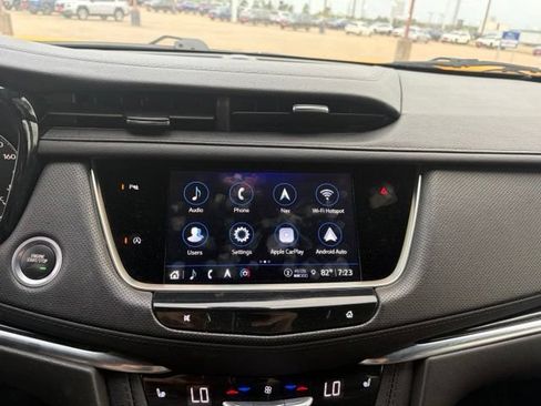 Used 2023 Cadillac XT5 Premium Luxury AWD/4WD image 15