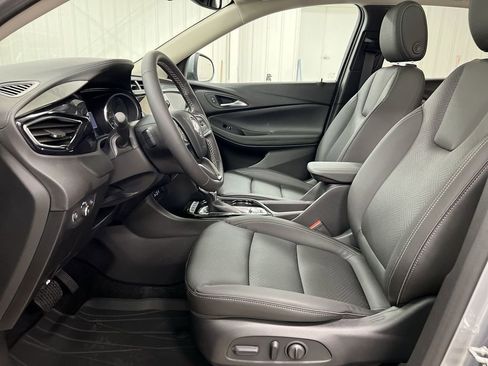 Used 2023 Buick Encore GX Essence w/ Experience Buick Package image 19