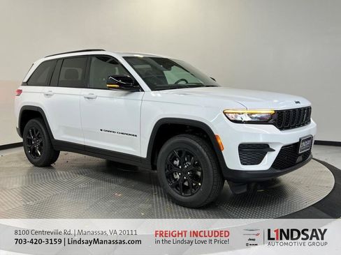 New 2025 Jeep Grand Cherokee Altitude w/ Trailer Tow Package image 1