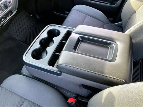 Used 2018 Chevrolet Silverado 1500 LT w/ All Star Edition image 18