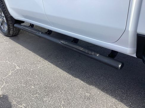 Used 2024 Chevrolet Silverado 2500 Custom w/ Custom Value Package image 31