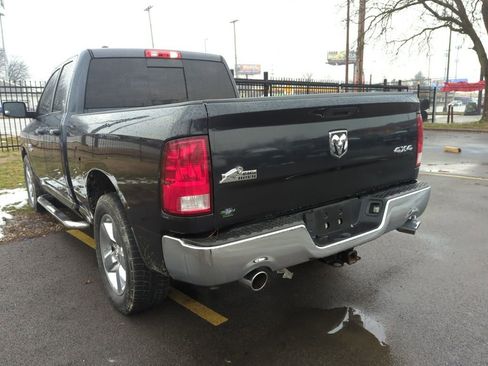 Used 2016 RAM 1500 Big Horn image 4