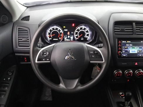 Used 2024 Mitsubishi Outlander Sport ES AWD/4WD image 20