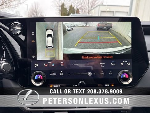 Used 2024 Lexus RX 450h AWD w/ Luxury Package image 17