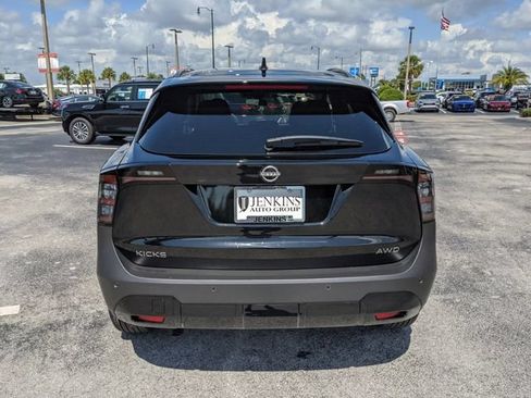 Certified 2025 Nissan Kicks SV w/ SV Premium Package AWD/4WD image 6