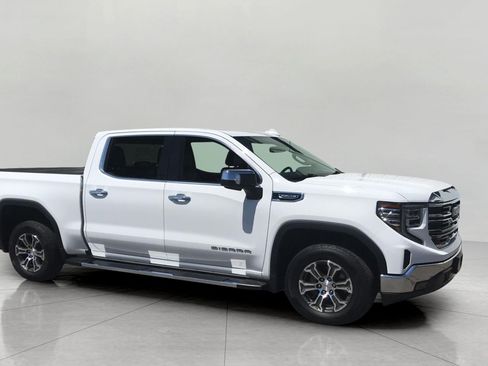 Certified 2025 GMC Sierra 1500 SLT w/ SLT Convenience Package AWD/4WD image 3