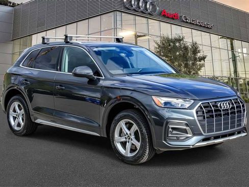 Used 2023 Audi Q5 2.0T Premium w/ Convenience Package image 5