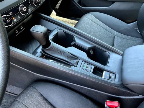 Used 2024 Honda Accord LX image 17