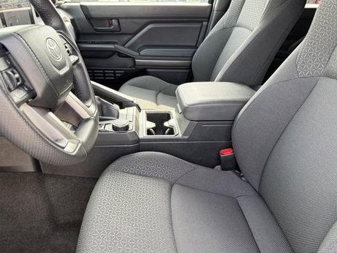 Used 2025 Toyota 4Runner SR5 RWD image 10