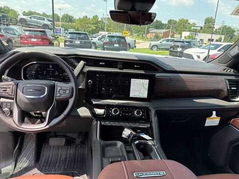 New 2026 GMC Sierra 2500 Denali Ultimate AWD/4WD image 15