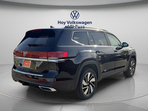 New 2026 Volkswagen Atlas SE image 3