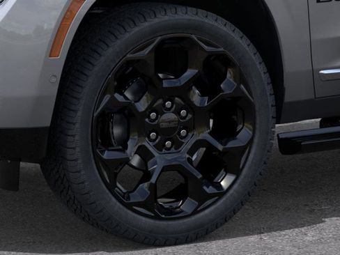 New 2026 GMC Yukon Denali w/ Denali Reserve Package AWD/4WD image 9