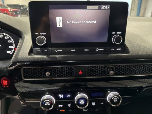 Used 2023 Honda Civic Sport image 21