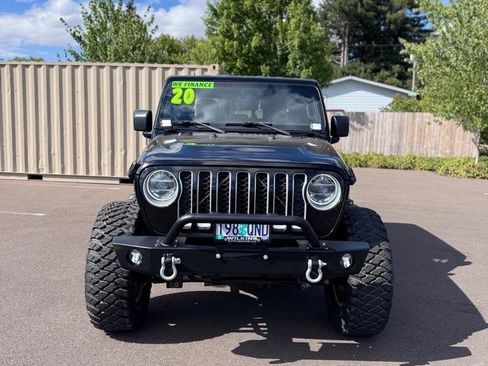 Used 2020 Jeep Gladiator Overland AWD/4WD image 2