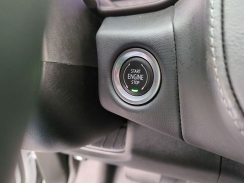 Used 2023 Chevrolet Tahoe Z71 w/ Luxury Package image 16