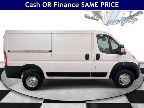 Used 2025 RAM ProMaster 2500 w/ Convenience Group FWD image 5