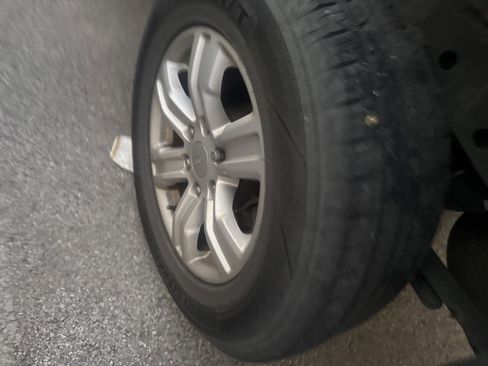 Used 2020 Ford Ranger XL w/ Equipment Group 101A Mid image 7