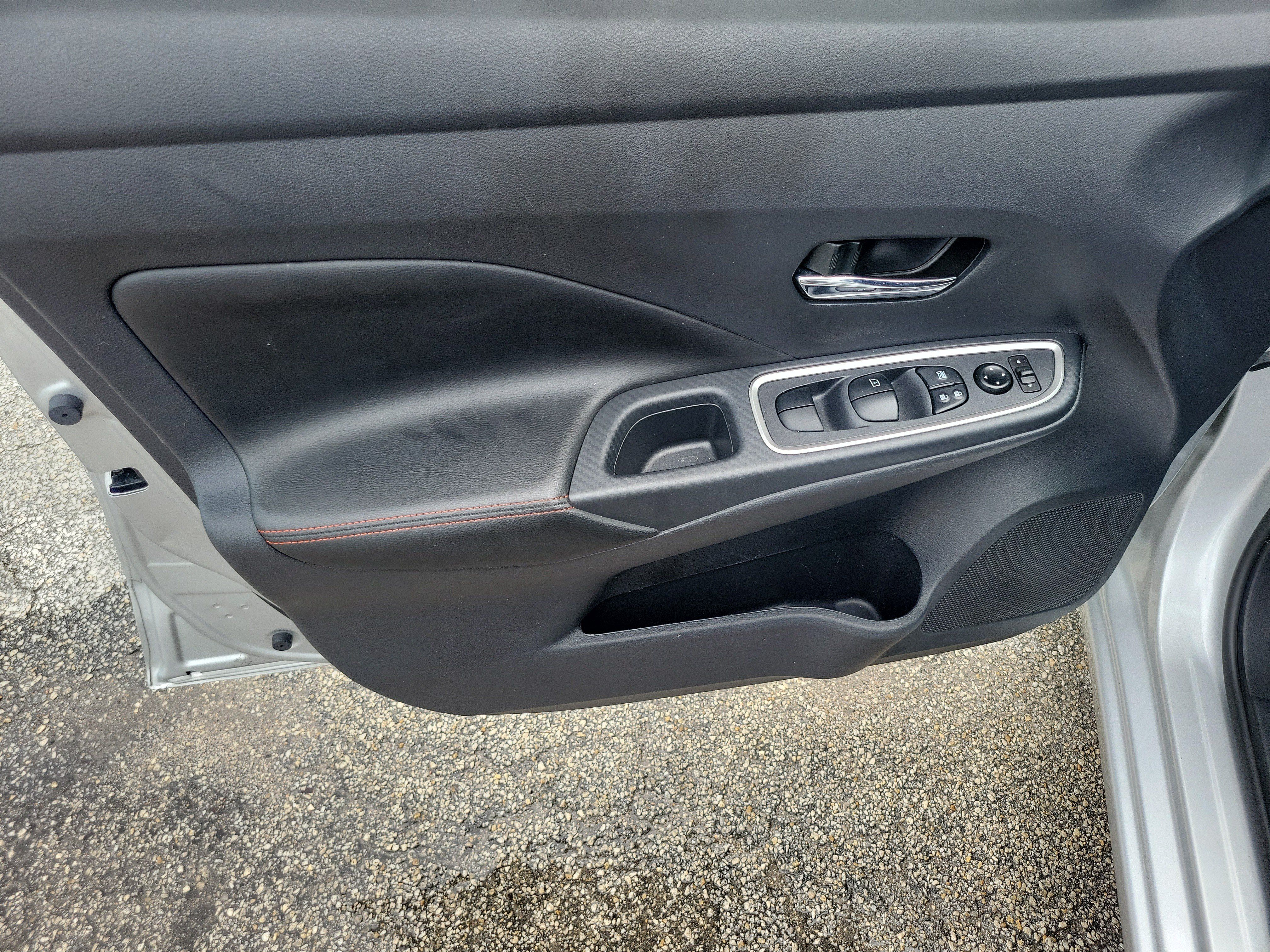 Used 2025 Nissan Versa SR w/ Trunk Package FWD image 14