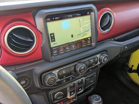 Used 2023 Jeep Wrangler Rubicon image 12