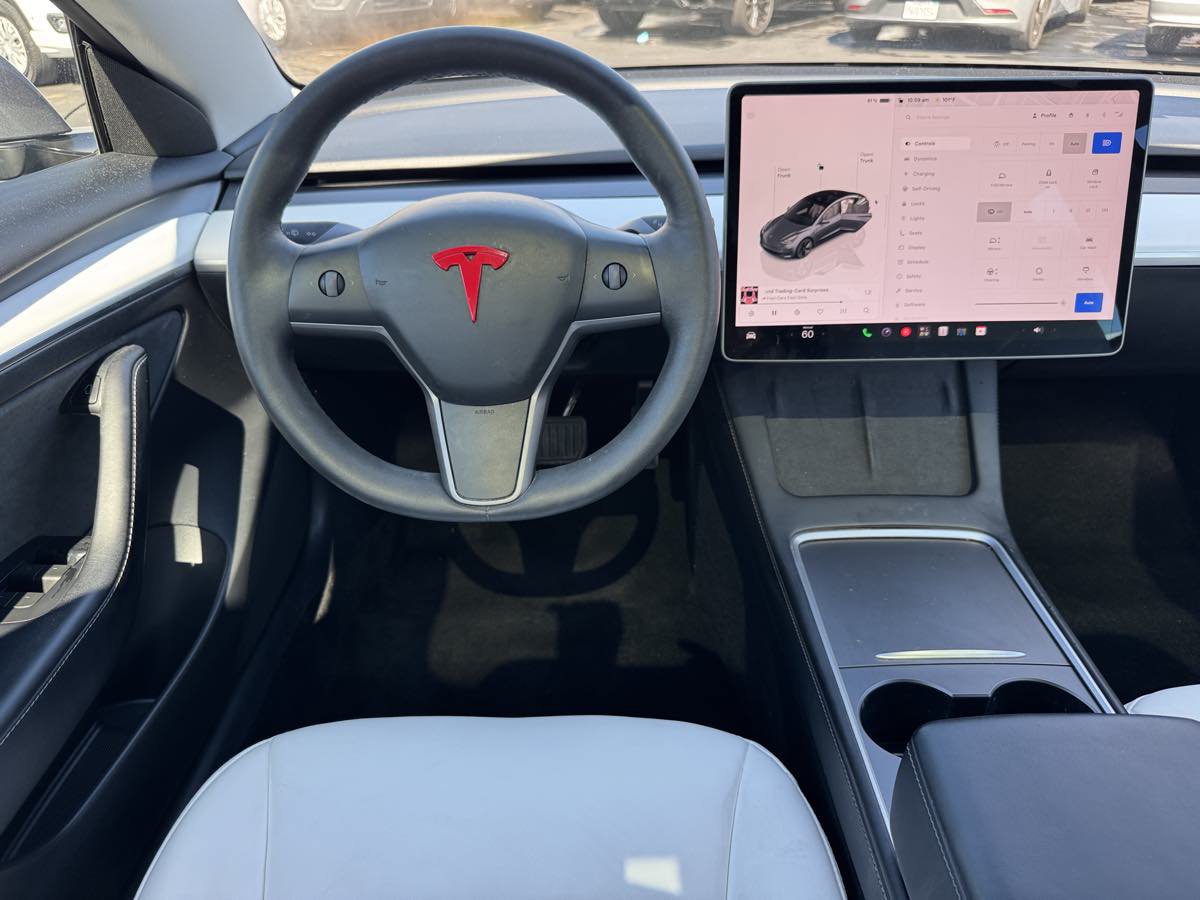 Used 2023 Tesla Model 3 Standard Range RWD image 23