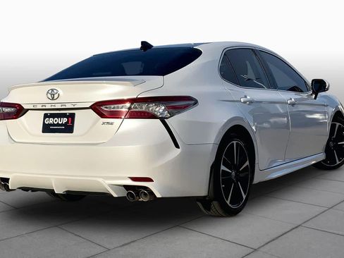 Used 2019 Toyota Camry XSE FWD image 13