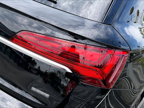 Used 2023 Audi Q5 2.0T Premium w/ Convenience Package AWD/4WD image 27
