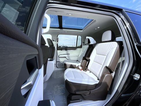 New 2026 GMC Acadia Denali w/ Super Cruise Package AWD/4WD image 19