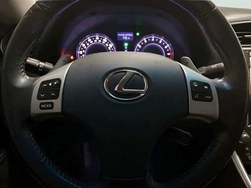 Used 2011 Lexus IS 350C w/ Luxury Pkg RWD image 37