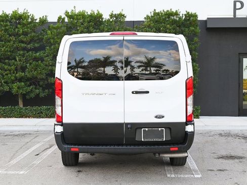 Used 2022 Ford Transit 350 XLT image 5