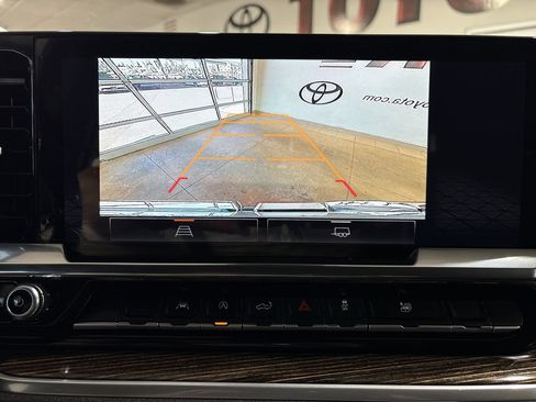 Used 2025 GMC Sierra 1500 Elevation RWD image 18