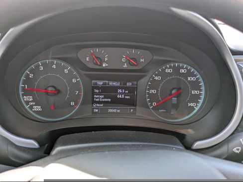 Used 2024 Chevrolet Malibu LT image 14