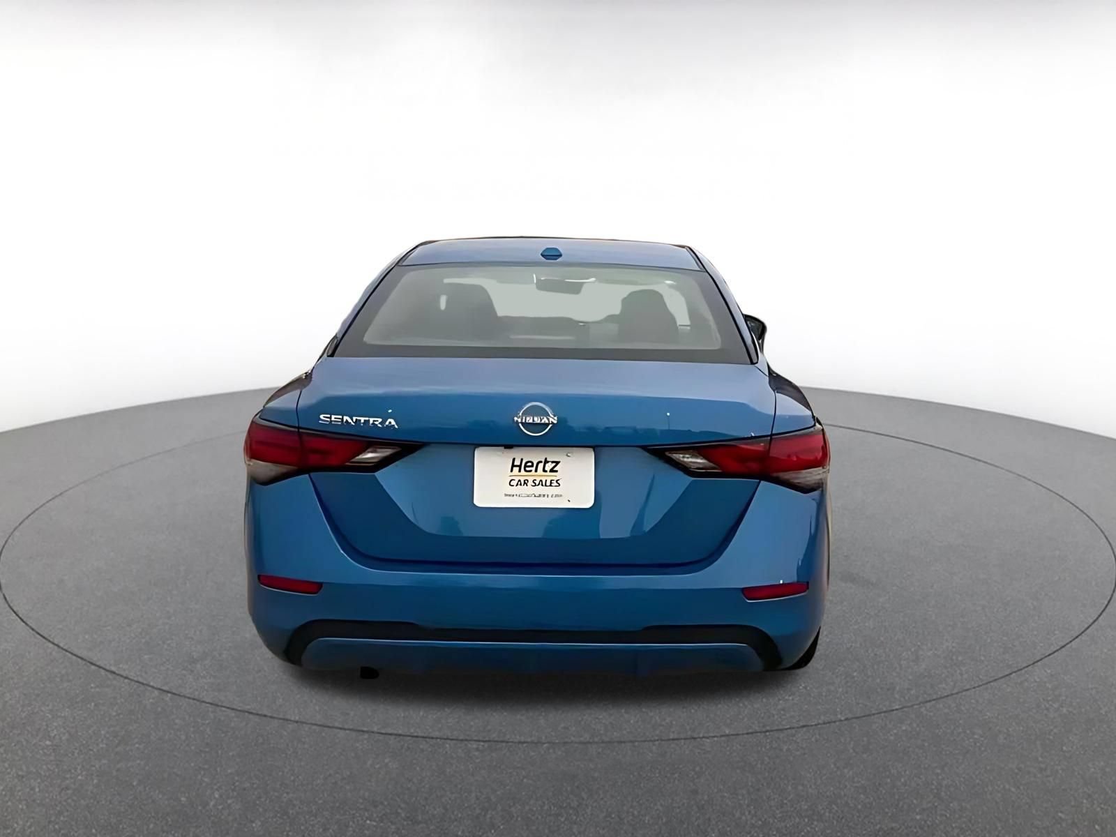 Used 2025 Nissan Sentra SV FWD image 12