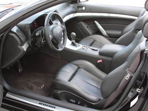 Used 2009 INFINITI G37 Convertible w/ Premium Pkg RWD image 33