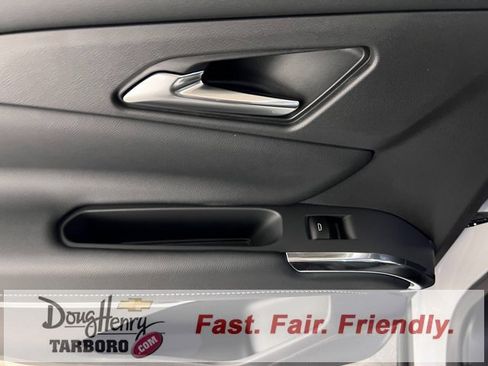 New 2026 Chevrolet Traverse LT w/ Driver Confidence Package image 33