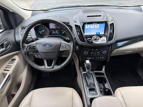 Certified 2018 Ford Escape Titanium w/ Ford Safe & Smart Package FWD image 22