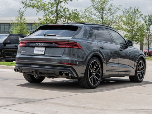 Used 2022 Audi SQ8 Prestige image 9
