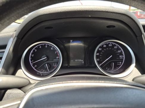 Used 2024 Toyota Camry LE FWD image 28