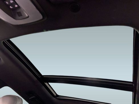 Used 2017 Volvo XC60 T6 R-Design w/ Protection Package image 16