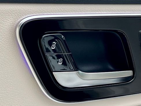 Certified 2026 Mercedes-Benz C 300 4MATIC Sedan image 25