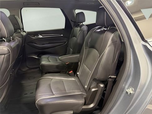 Used 2020 Buick Enclave Avenir w/ Avenir Technology Package image 32