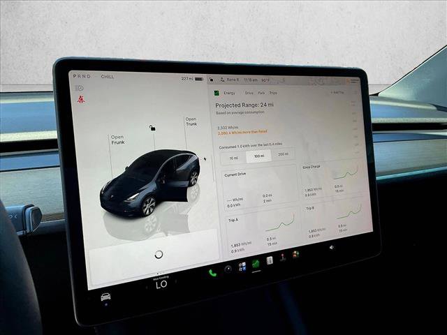 Used 2024 Tesla Model Y Long Range AWD/4WD image 17