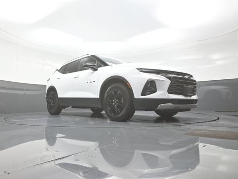 Used 2021 Chevrolet Blazer LT AWD/4WD image 9