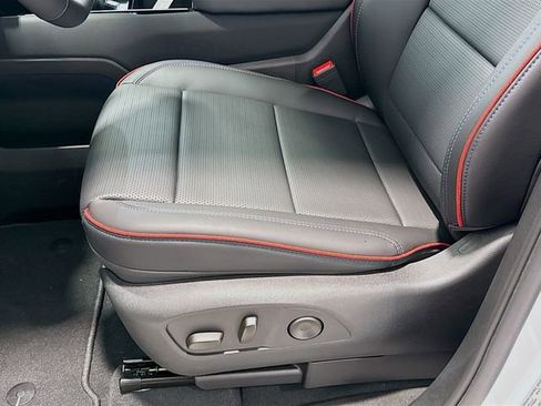 New 2025 Chevrolet Silverado EV RST image 19