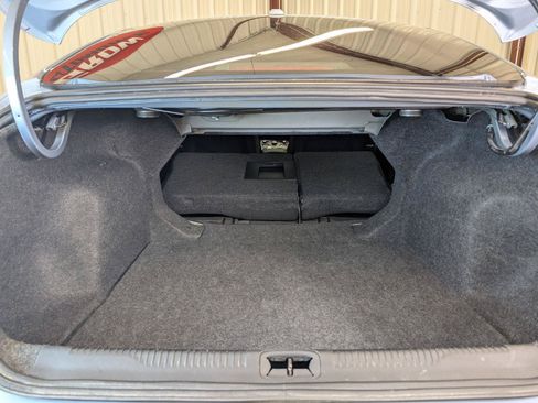Used 2015 Chrysler 200 Limited w/ Convenience Group FWD image 39
